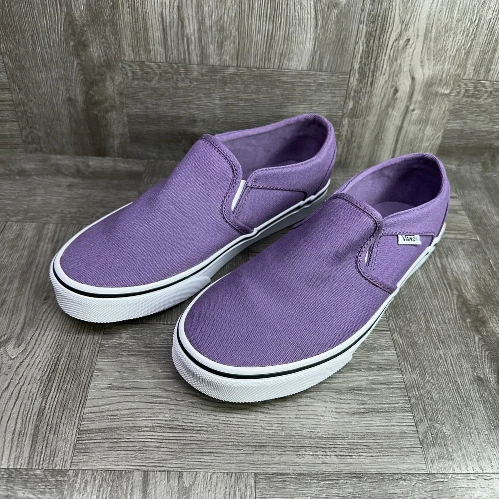 Vans Classic Slip-On Women Size‎ 7 Purple Canvas Sneakers NEW